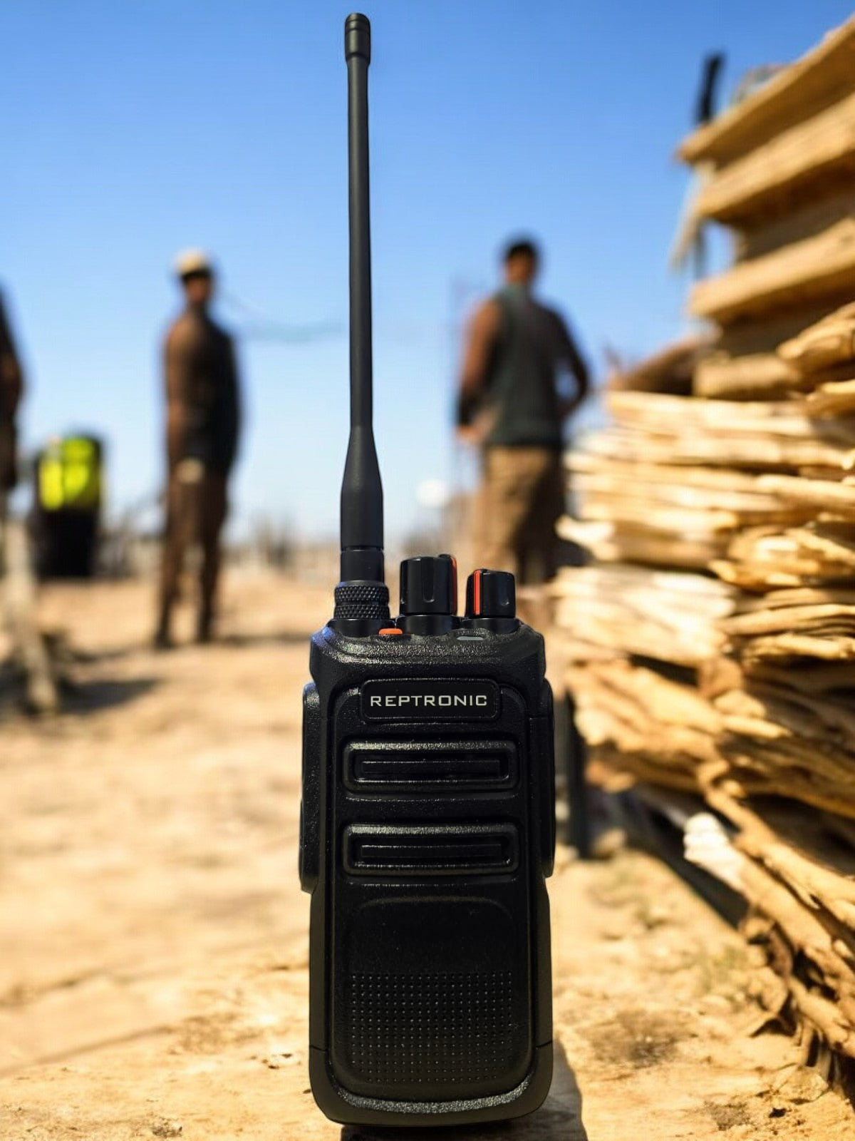 Reptronic P70 Two Way Radio: 5-10km Extra Long Range