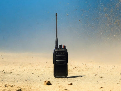 Reptronic P70 Two Way Radio: 5-10km Extra Long Range